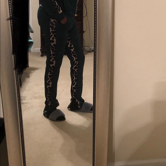 Leopard Tracksuit - Picture 3 of 4